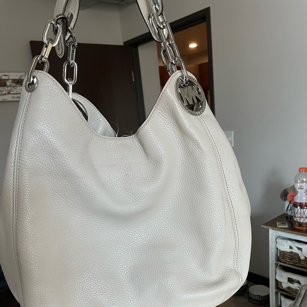 Michael Kors Purse, creamy gray color, slouchy purse.